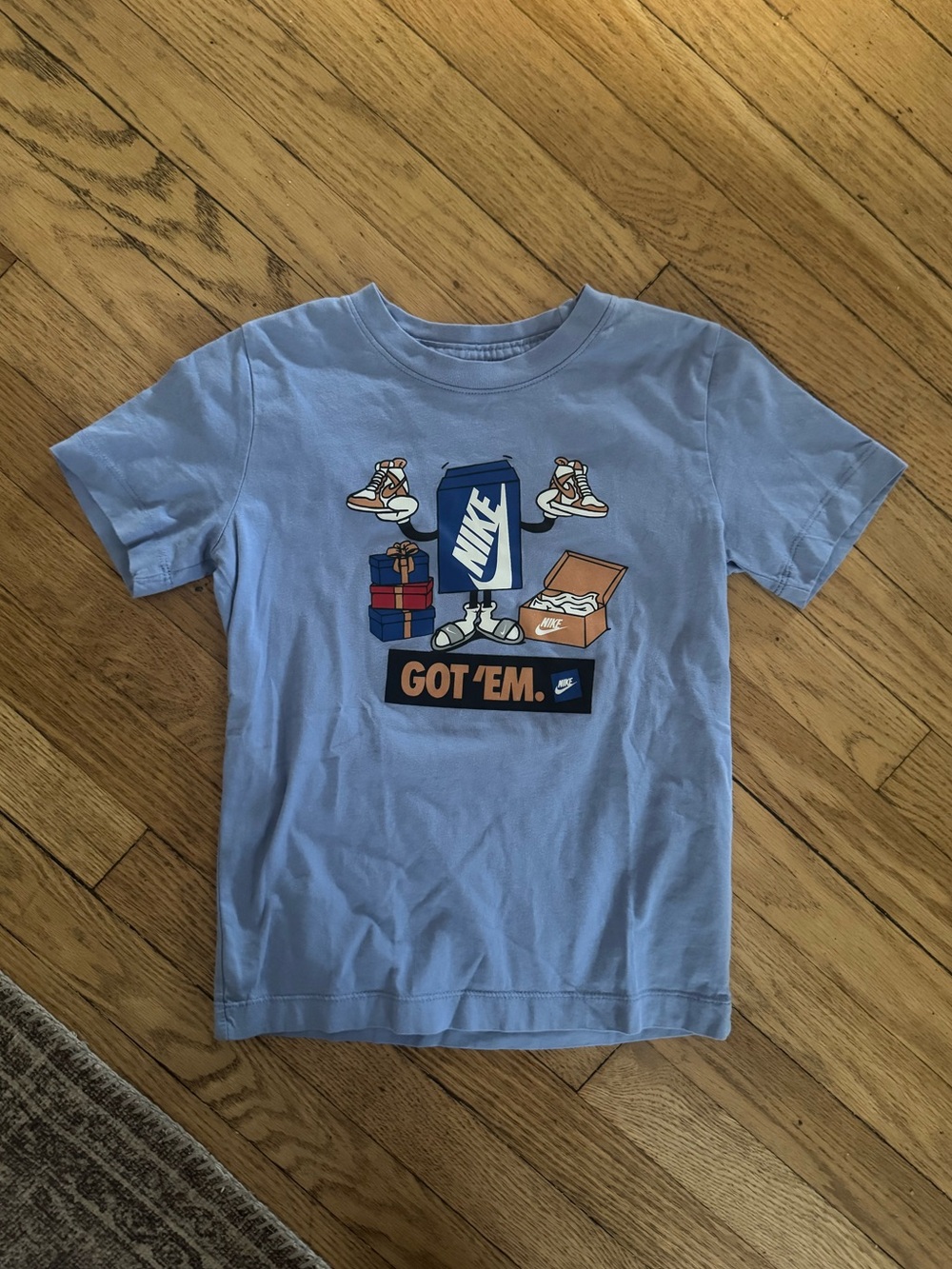 NIKE Boys Sneakers Graphic Tee T-shirt Small Blue